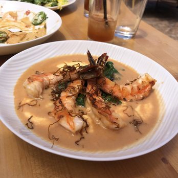 Roe Seafood Restaurant - Shrimp and grits, Mother's Day brunch - Seafood Near Me - Long Beach, California Roe Seafood Restaurant - Shrimp and grits, Mother's Day brunch - Seafood Near Me - Long Beach, California