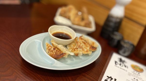 Ramen House Shinchan by null