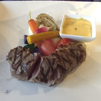 Le Bon Apart - Steak met bernaise saus. Goed, echter niet gevraagd hoe de bereiding gewenst is. Voor mij iets te ver, ik houd van rood. - Brasseries Near Me - Gorinchem, ZH Le Bon Apart - Steak met bernaise saus. Goed, echter niet gevraagd hoe de bereiding gewenst is. Voor mij iets te ver, ik houd van rood. - Brasseries Near Me - Gorinchem, ZH