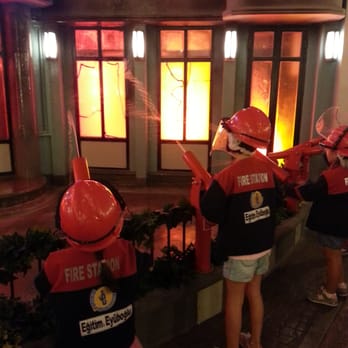 KidZania - Itfaiyeciler is basinda - Kids Activities Near Me - Istanbul, 34