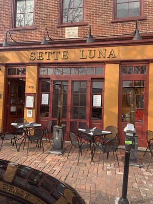 Sette Luna by null