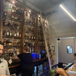 1906 Bistro & Bourbons - Bar