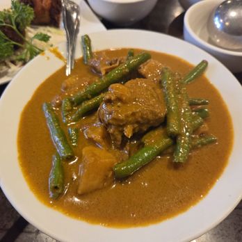 Phnom Penh House - Kary Tia - Cambodian Near Me - Alameda, California