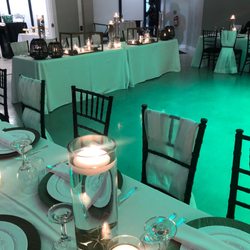 Suite105 - Cousin's 40th birthday! The decor was beautiful! Pic doesn't do it justice!