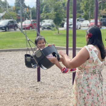 Coronation Park - Parks Near Me - Oakville, Ontario Coronation Park - Parks Near Me - Oakville, Ontario