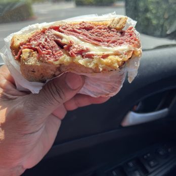 Bara's Deli - Delis Near Me - San Leandro, California