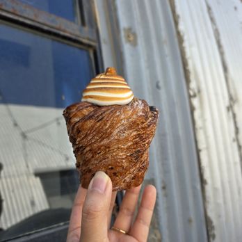 61hundred Bread - Ube cruffin - Bakeries Near Me - Santa Ana, California 61hundred Bread - Ube cruffin - Bakeries Near Me - Santa Ana, California
