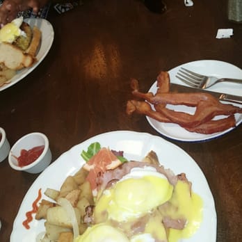 Cafe Rustika - Benedict and a side of bacon. - German Near Me - Richmond, Virginia Cafe Rustika - Benedict and a side of bacon. - German Near Me - Richmond, Virginia