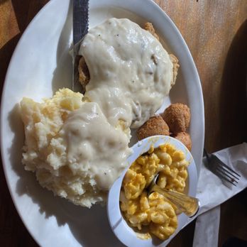 Mom's Kitchen - Country Fried Steak - Burgers Near Me - Hartford, Alabama