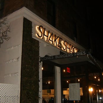 Shake Shack Upper West Side - Fast Food Near Me - New York, New York