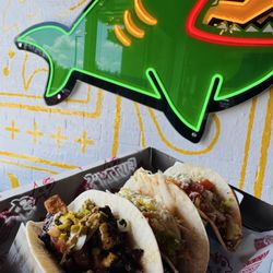 Fuzzy's Tacos & Margs