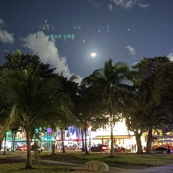 Ocean Drive - Ocean drive - Landmarks & Historical Buildings Near Me - Miami Beach, Florida Ocean Drive - Ocean drive - Landmarks & Historical Buildings Near Me - Miami Beach, Florida