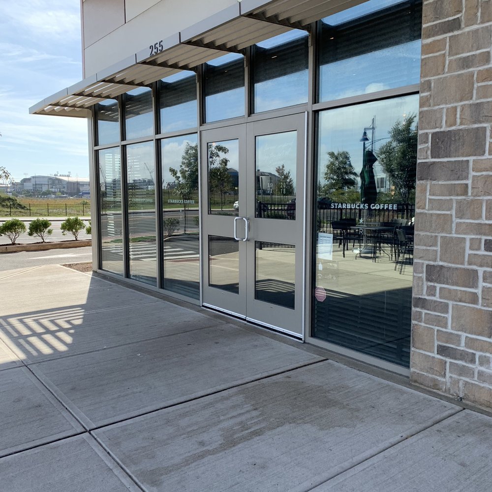 Starbucks - Coffee & Tea Near Me - Bridgeport, Connecticut