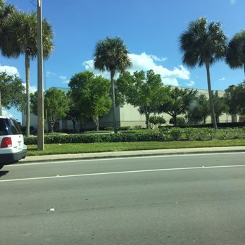 Coastland Center - Shopping Centers Near Me - Naples, Florida