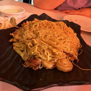 Wen Ming House - K2. Shrimp Chow Mein - Chinese Near Me - Ellington, Connecticut Wen Ming House - K2. Shrimp Chow Mein - Chinese Near Me - Ellington, Connecticut