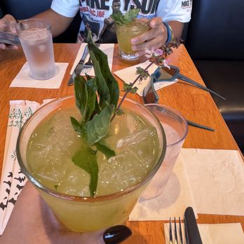 Koko Head Cafe - Lilikoi Fizz - Breakfast & Brunch Near Me - Honolulu, Hawaii