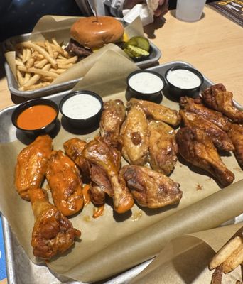 Buffalo Wild Wings by null