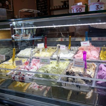 Eissalon Firenze - Eissalon Firenze 05/25/19 - Ice Cream & Frozen Yogurt Near Me - Frankfurt, HE
