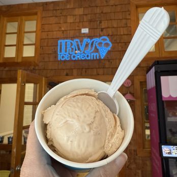 Irv’s Ice Cream - Strawberry ice cream - Ice Cream & Frozen Yogurt Near Me - Philadelphia, Pennsylvania