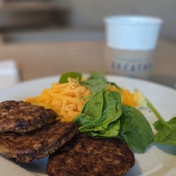 SpringHill Suites by Marriott Orlando Lake Nona - Breakfast buffet is included u til 10am!