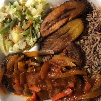 Island Flavorz - Vegetarian House Stew - Caribbean Near Me - Houston, Texas Island Flavorz - Vegetarian House Stew - Caribbean Near Me - Houston, Texas