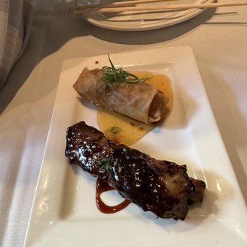 Roy's Waikiki - Szechuan Baby Back Rib & Crispy Chicken Spring Roll - Hawaiian Near Me - Honolulu, Hawaii Roy's Waikiki - Szechuan Baby Back Rib & Crispy Chicken Spring Roll - Hawaiian Near Me - Honolulu, Hawaii
