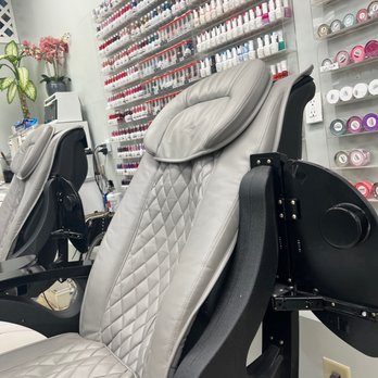 VIP Nail and Spa - Interior - Nail Salons Near Me - Santa Maria, California