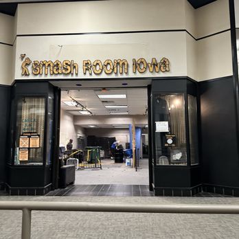 Smash Room Iowa - Front of store - Amusement Parks Near Me - Des Moines, Iowa Smash Room Iowa - Front of store - Amusement Parks Near Me - Des Moines, Iowa