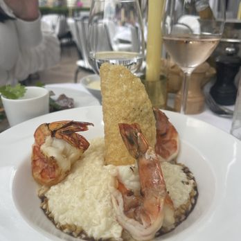 L'Avenue - Brasseries Near Me - Paris, 75