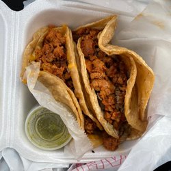 Las Casitas - Chori + queso and campechano tacos. So good!!