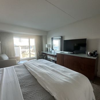 The Westin Boston Seaport District - King Bed room - Hotels Near Me - Boston, Massachusetts The Westin Boston Seaport District - King Bed room - Hotels Near Me - Boston, Massachusetts
