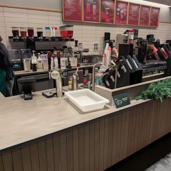 Starbucks - Cold brew and nitro cold brew - Coffee & Tea Near Me - Pickering, Ontario