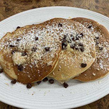 Percy's Table - Caramelized banana pancakes - Breakfast & Brunch Near Me - Standish, Maine