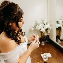 David's Bridal - In this photo you can see everything. Where the top should be flushed against my chest but instead it was falling to where I had to hold it