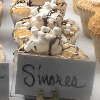 Mermaids Bakery - Snores was delicious- but then again- EVERYTHING looked delicious. - Bakeries Near Me - Denver, Colorado