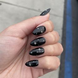 Kazi Blooms - Gel X manicure