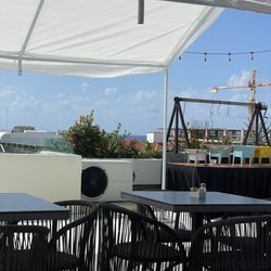 The Palm At Playa - Rooftop breakfast area
