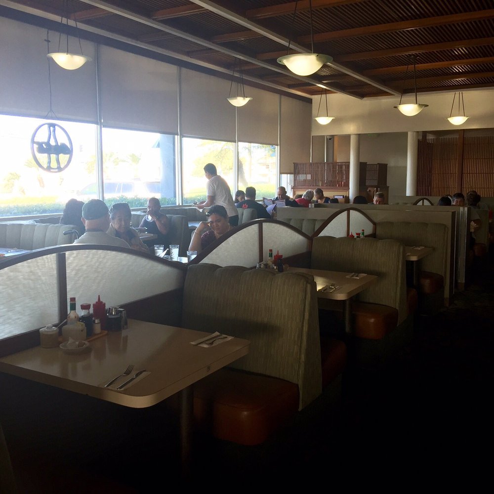 Kam Bowl - dining area - Diners Near Me - Honolulu, Hawaii Kam Bowl - dining area - Diners Near Me - Honolulu, Hawaii