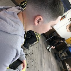 Tommy's Barber Shop