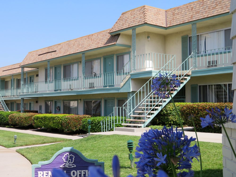 WEST PARK APARTMENTS 52 Photos Apartments 600 S Fernwood St, West