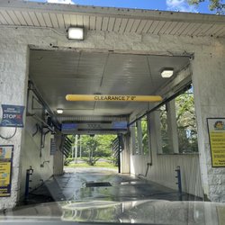 Ducky’s Car Wash