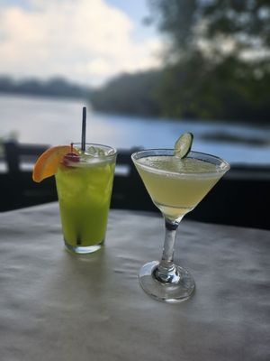 MJ's at Buttonwood Manor by null