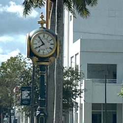Homestead - Old clock.