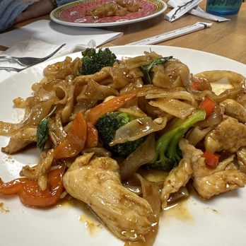 Pare Hangout - Drunken noodles - Ramen Near Me - Corpus Christi, Texas Pare Hangout - Drunken noodles - Ramen Near Me - Corpus Christi, Texas