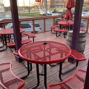 Red Door Saloon - Bars Near Me - Nashville, Tennessee