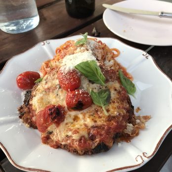 Parcheggio - Chicken parmigiana - Italian Near Me - Toronto, Ontario