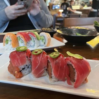EAT'S SUSHI - RAINBOW ROLL in back TEKKA TUNA ROLL in front - Sushi Bars Near Me - Costa Mesa, California