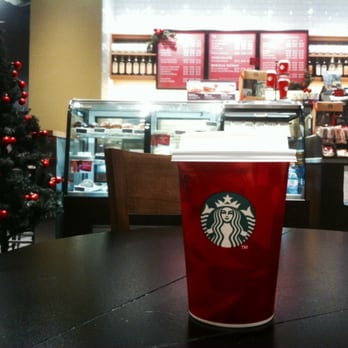 Starbucks - Me gusta venir a strarbucks en Navidad y escuchar los temas navideños de las pelis. - Coffee & Tea Near Me - Buenos Aires, C Starbucks - Me gusta venir a strarbucks en Navidad y escuchar los temas navideños de las pelis. - Coffee & Tea Near Me - Buenos Aires, C