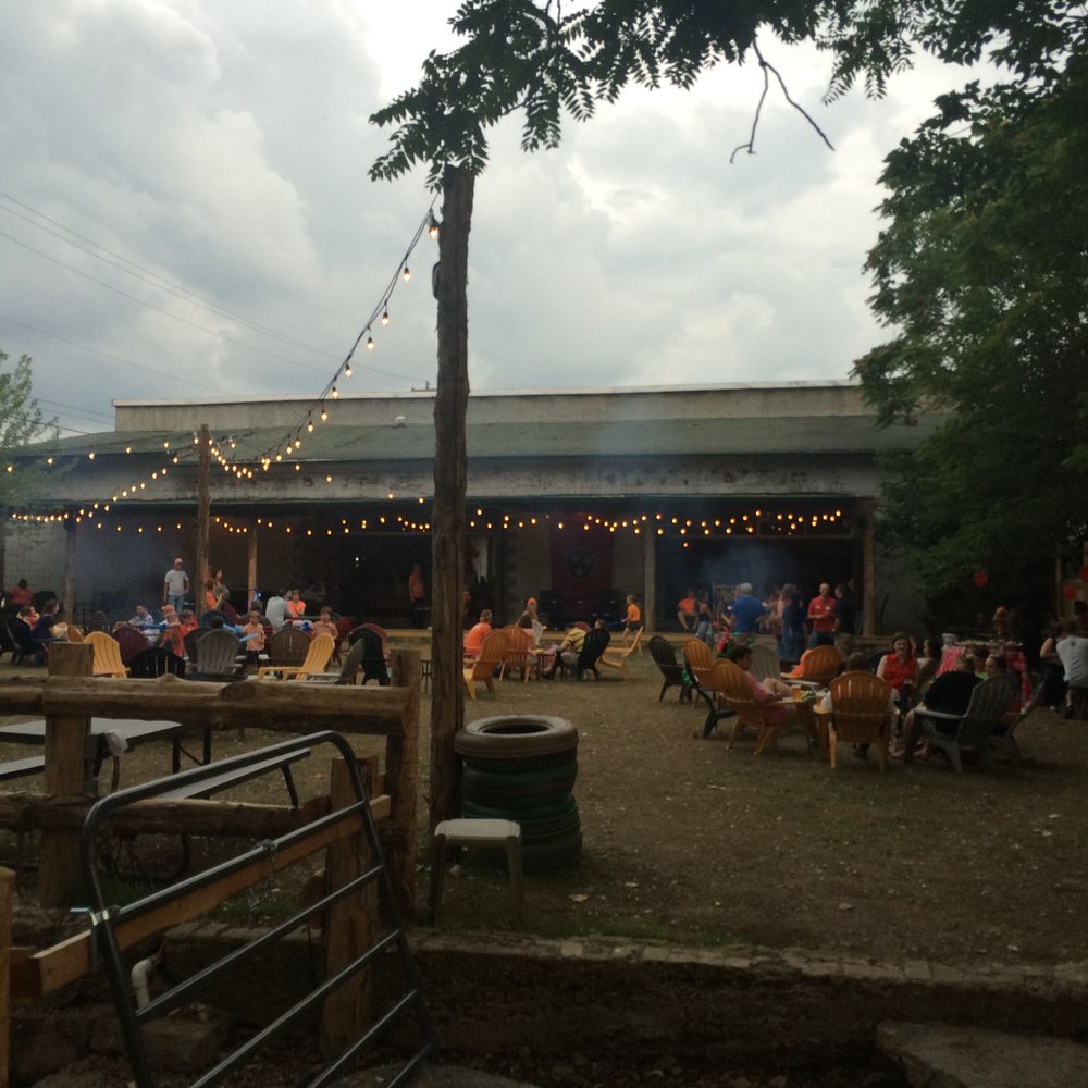 Loflin Yard - New American Near Me - Memphis, Tennessee