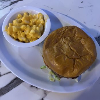 The Southern Grill - Cheeseburger with side of Mac n cheese - Mediterranean Near Me - Jacksonville, Florida The Southern Grill - Cheeseburger with side of Mac n cheese - Mediterranean Near Me - Jacksonville, Florida